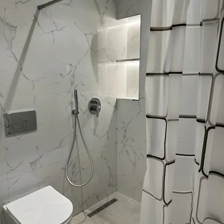 Brand New Apartament Apartmán Tirana